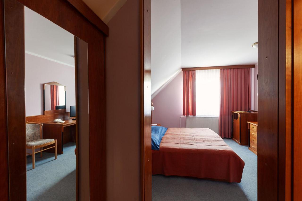Gostisce Prosnik Hotel Ormoz Exterior photo