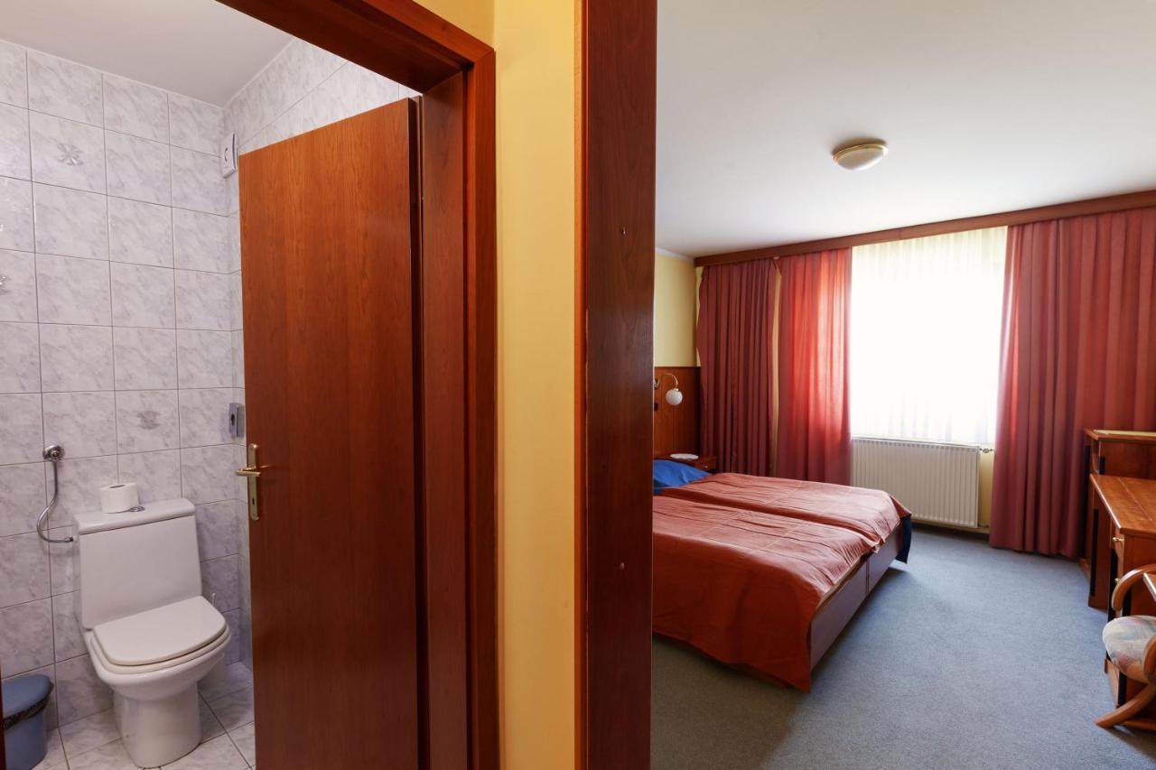 Gostisce Prosnik Hotel Ormoz Exterior photo